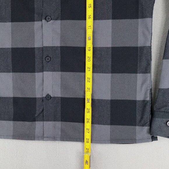 Lululemon Shirt Mens M Black Gray Plaid Masons Peak Flannel Button Up Outdoor - Picture 5 of 5